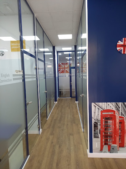 9. Language School (مدرسه زبان)